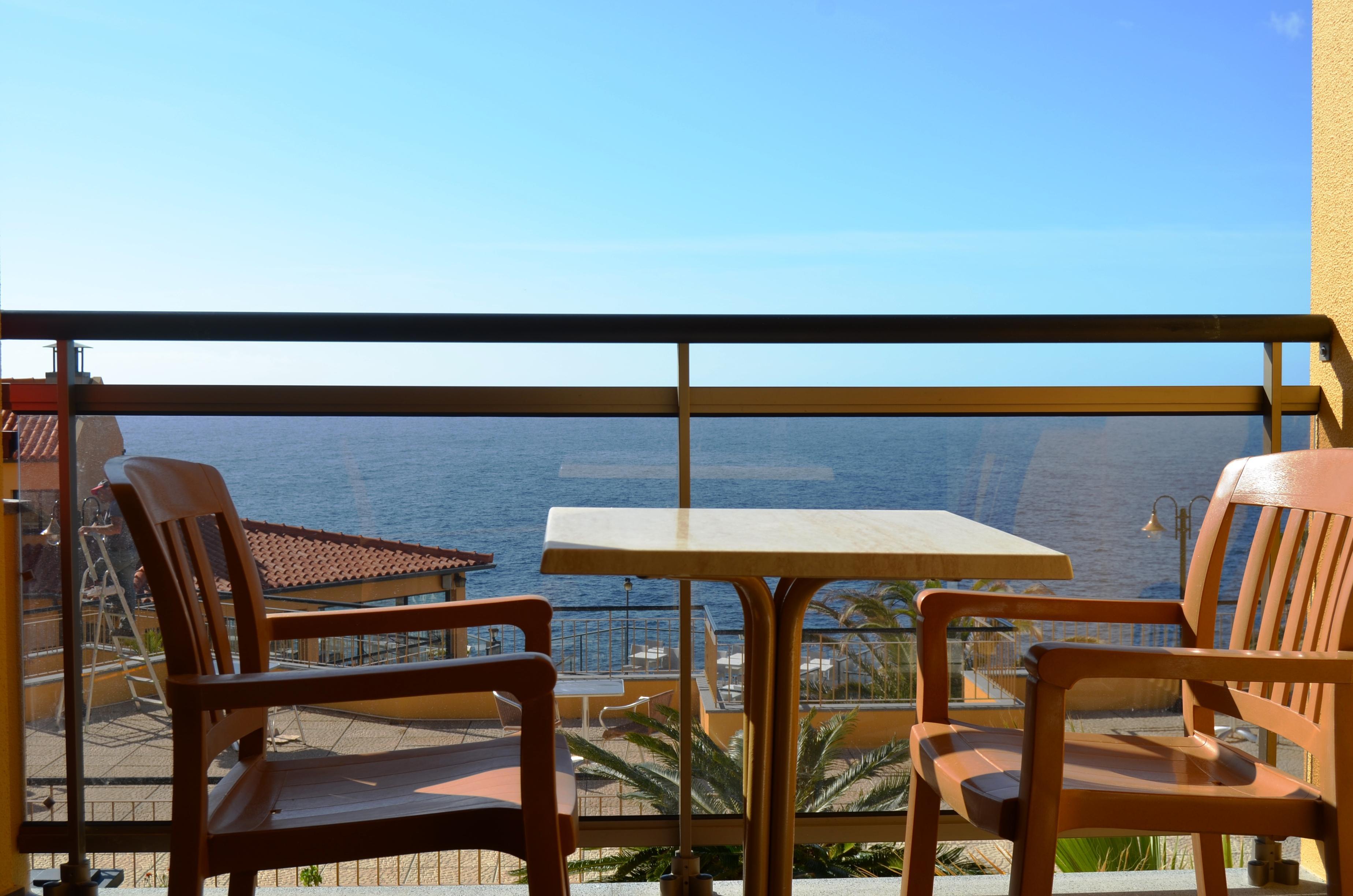 Hotel Cais Da Oliveira Canico  Exterior photo