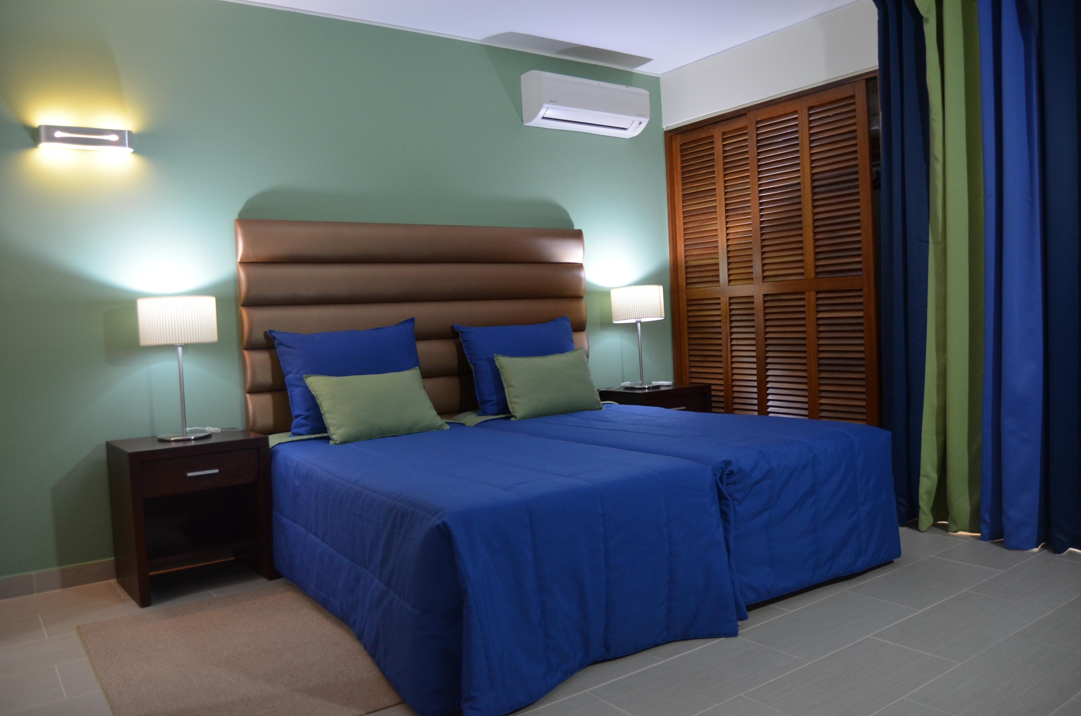 Hotel Cais Da Oliveira Canico  Exterior photo