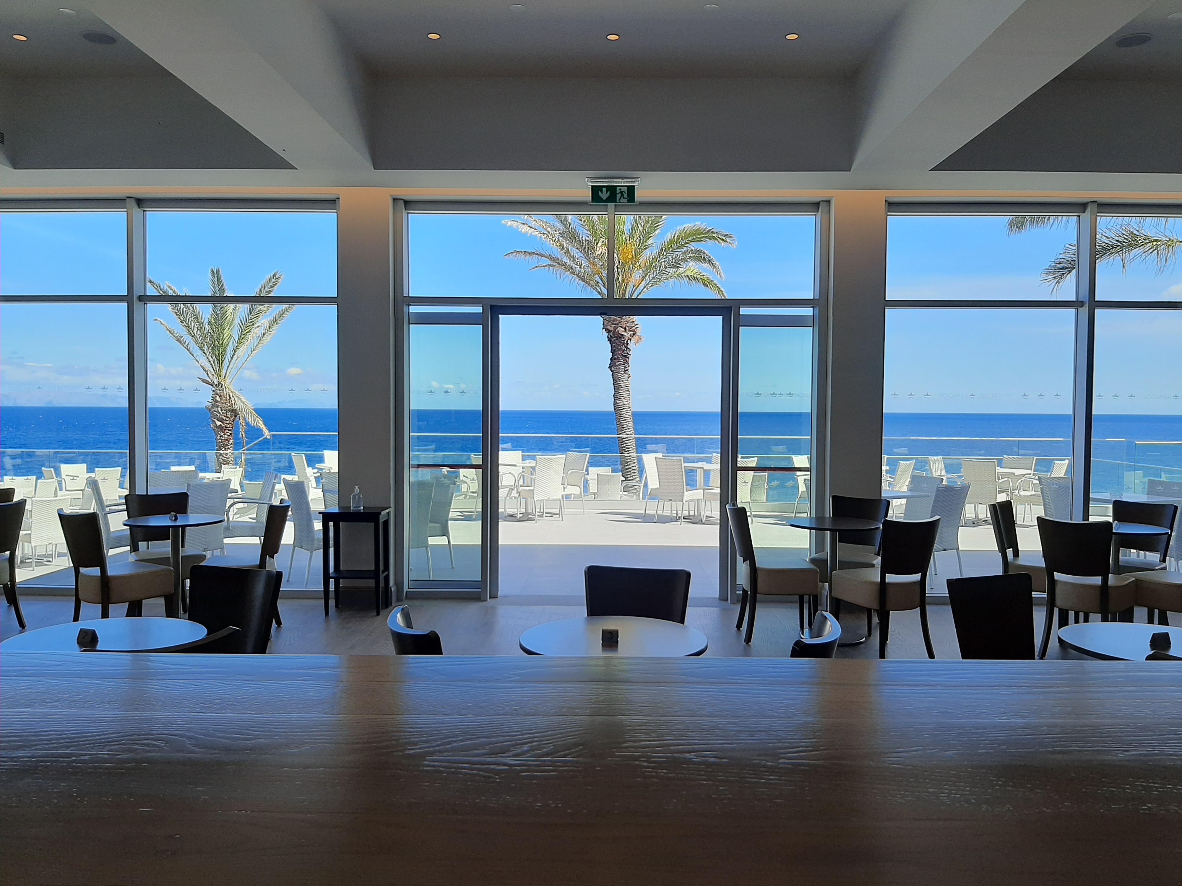 Hotel Cais Da Oliveira Canico  Exterior photo