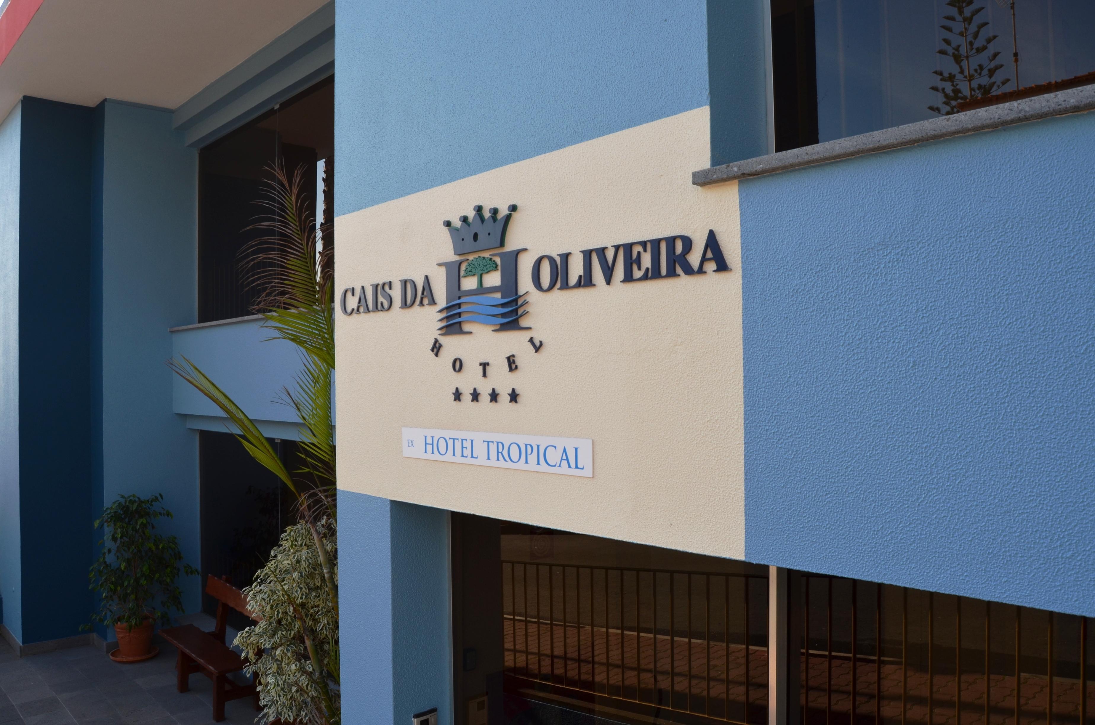 Hotel Cais Da Oliveira Canico  Exterior photo